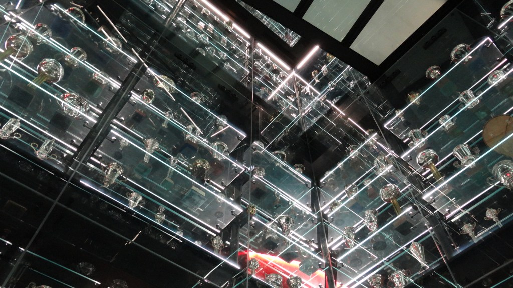 La sala de trofeos del museo del Benfica, el Cosme Damiao