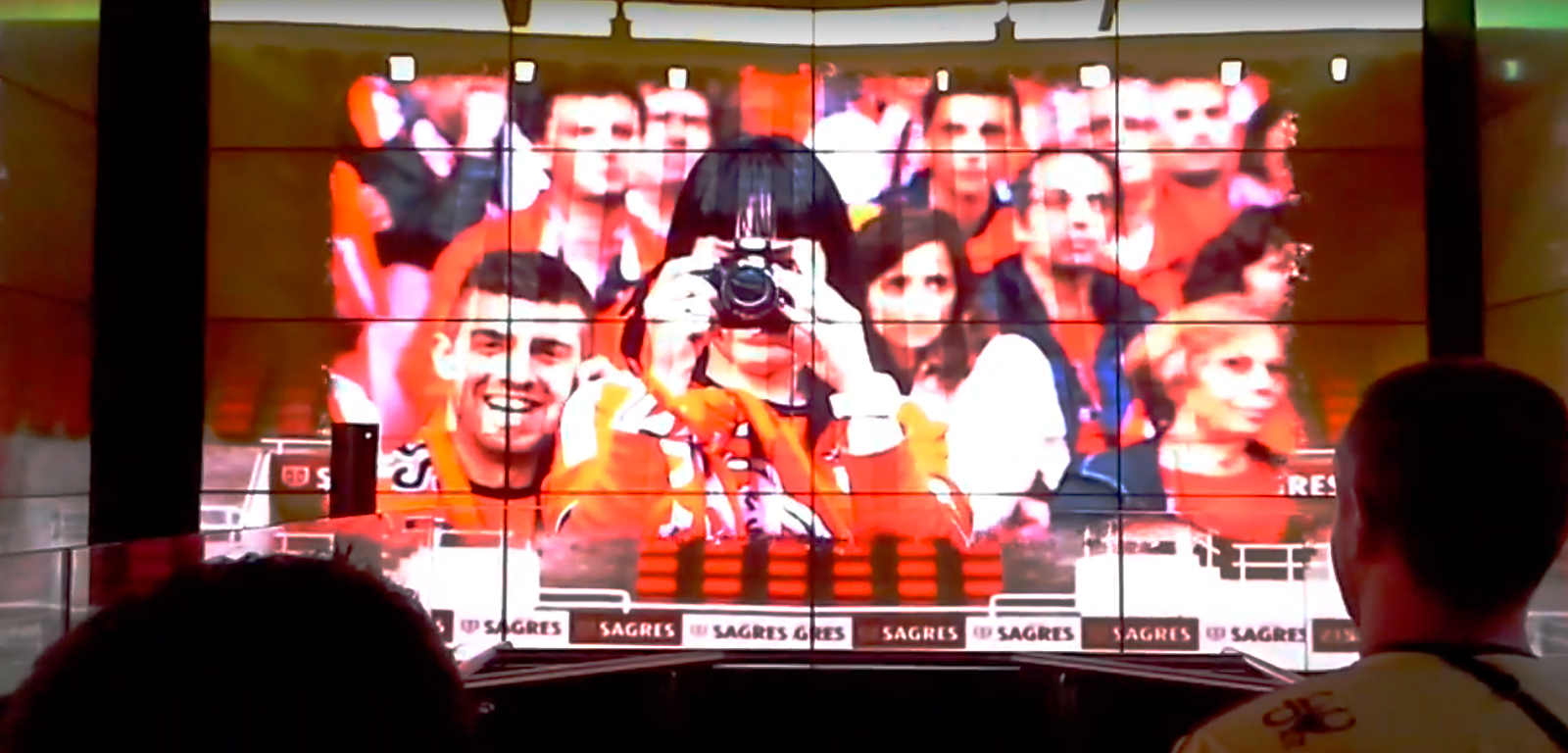 Un momento del viaje en ascensor por la historia del Benfica