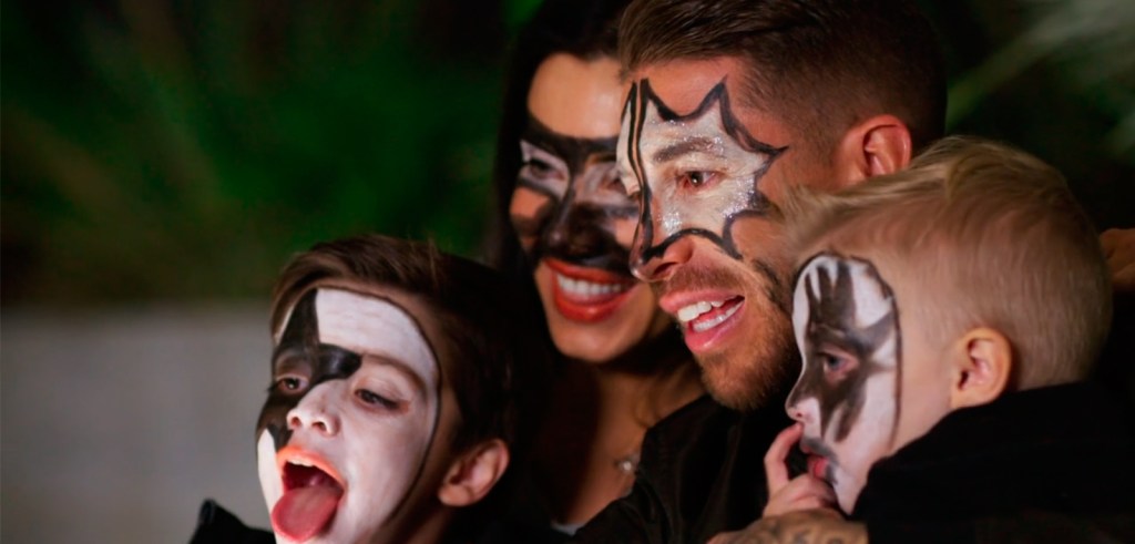 Sergio Ramos con Pilar Rubio y sus hijos Sergio y Marco