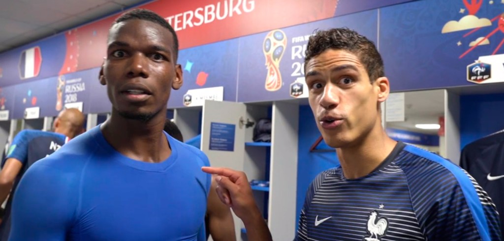 Paul Pogba y Raphael Varane