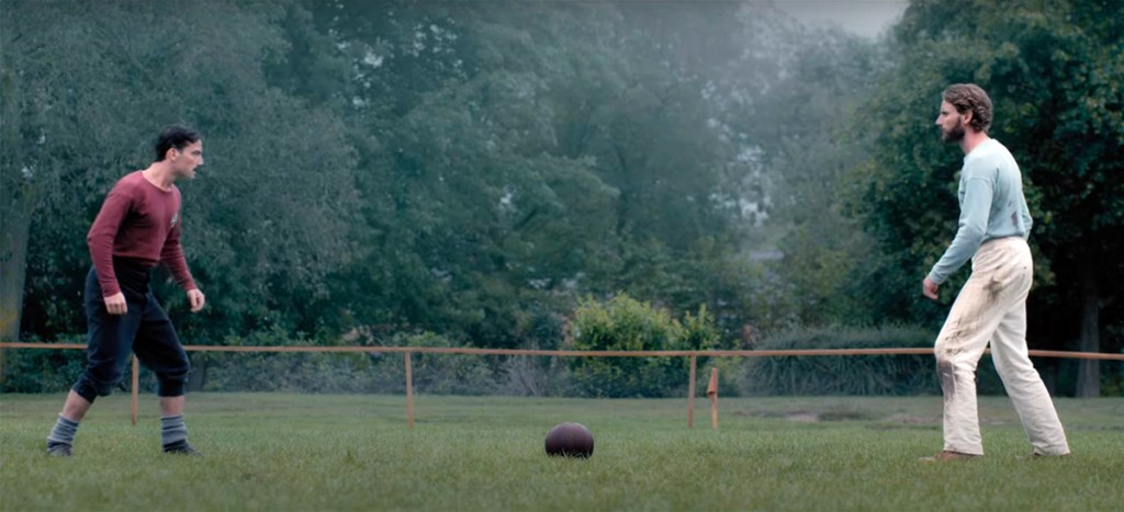 Kevin Guthrie y Edward Holcroft / UN JUEGO DE CABALLEROS