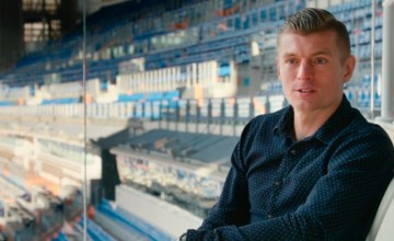 Toni Kroos en el Bernabéu / 'KROOS'