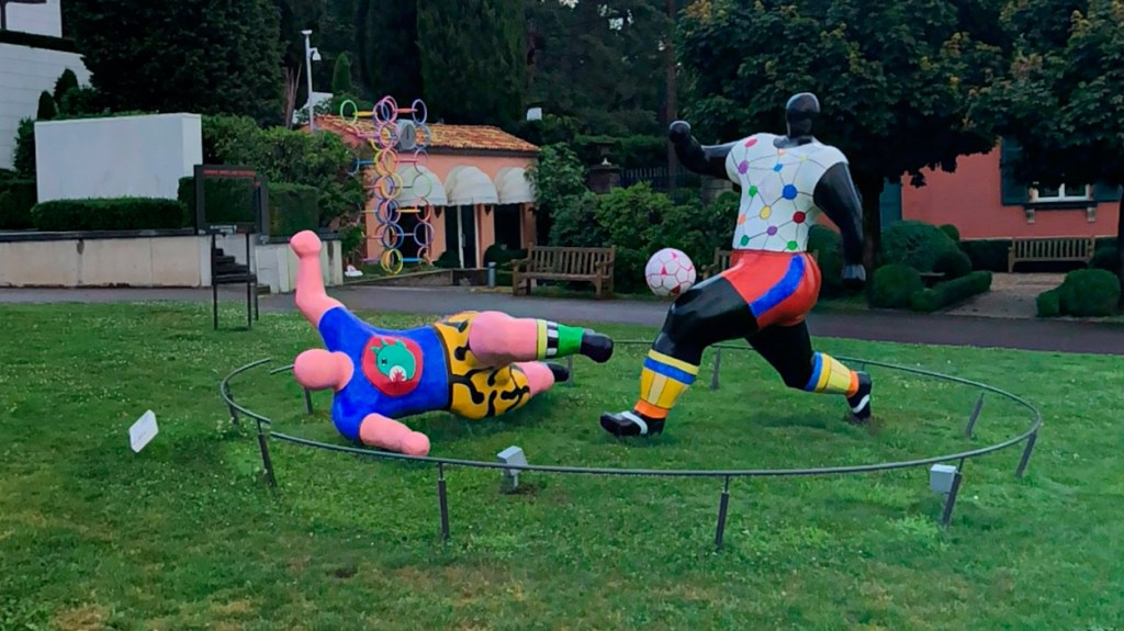 ‘Futbolistas’, de Niki de Saint-Phalle