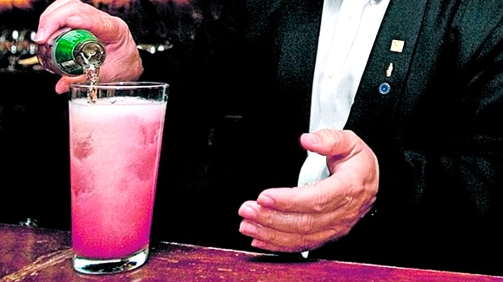 Cóctel Dmitro Chygrynskiy / AS