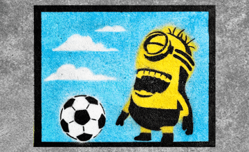 Mural de un minion jugando al fútbol y riendo por un chiste / PIXABAY