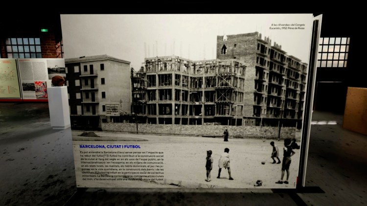 En las Viviendas del Congreso Eucarístico, 1952 / CARLOS PÉREZ DE ROZAS - PdF