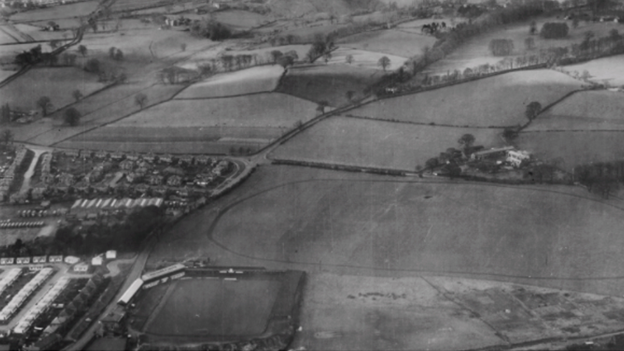 Fotografía aérea de Racecourse Ground tomada por la RAF en 1948 / RCAHMV - COFLEIN