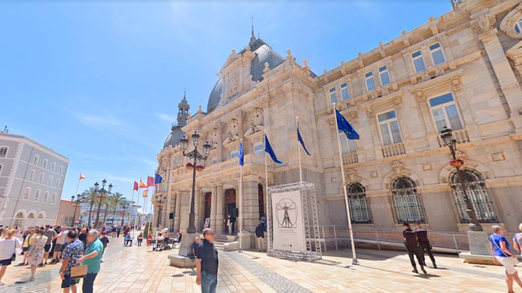 Cartagena - Plaza del Ayuntamiento / GOOGLE STREET VIEW