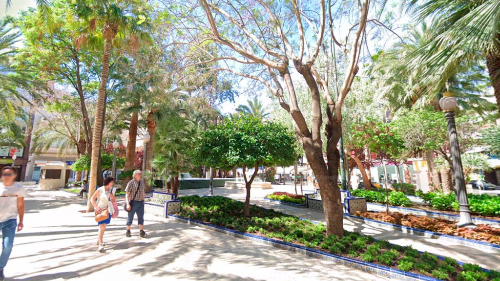 Elche - La Glorieta / GOOGLE STREET VIEW