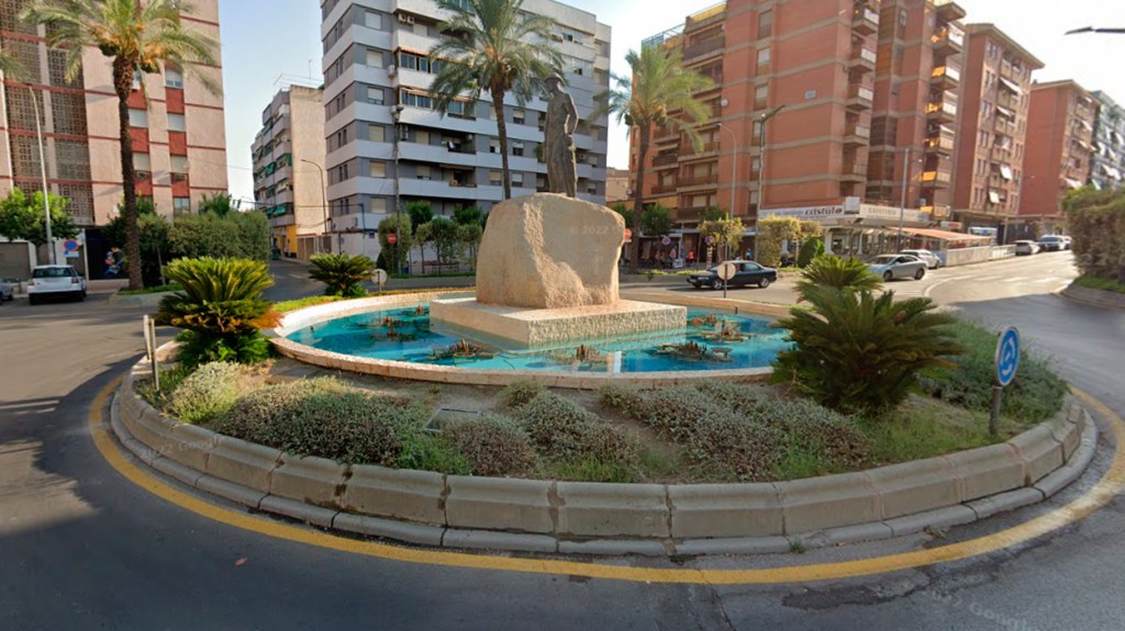 Linares - Monumento al minero / GOOGLE STREET VIEW