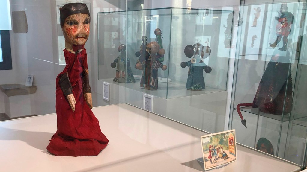 Personaje Guiñol original (1810) en el Museu Internacional dels Titelles (MIT) / PdF