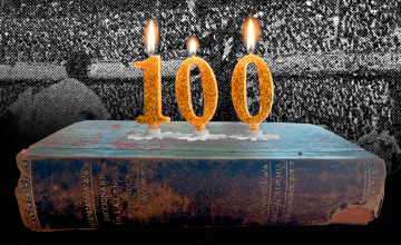 El 'Diccionario de la lengua española' de 1925 con velas de su centenario / FOTOMONTAJE DE PdF