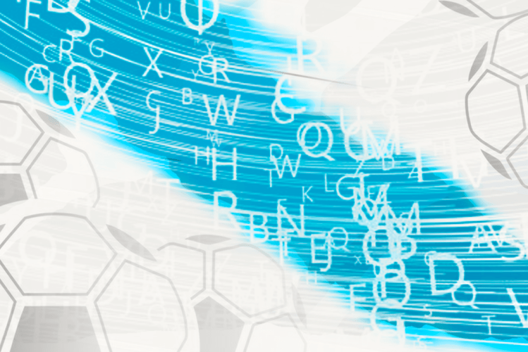 Bandera gallega hecha con letras y flanqueada por balones de fútbol / FOTOMONTAJE DE PdF